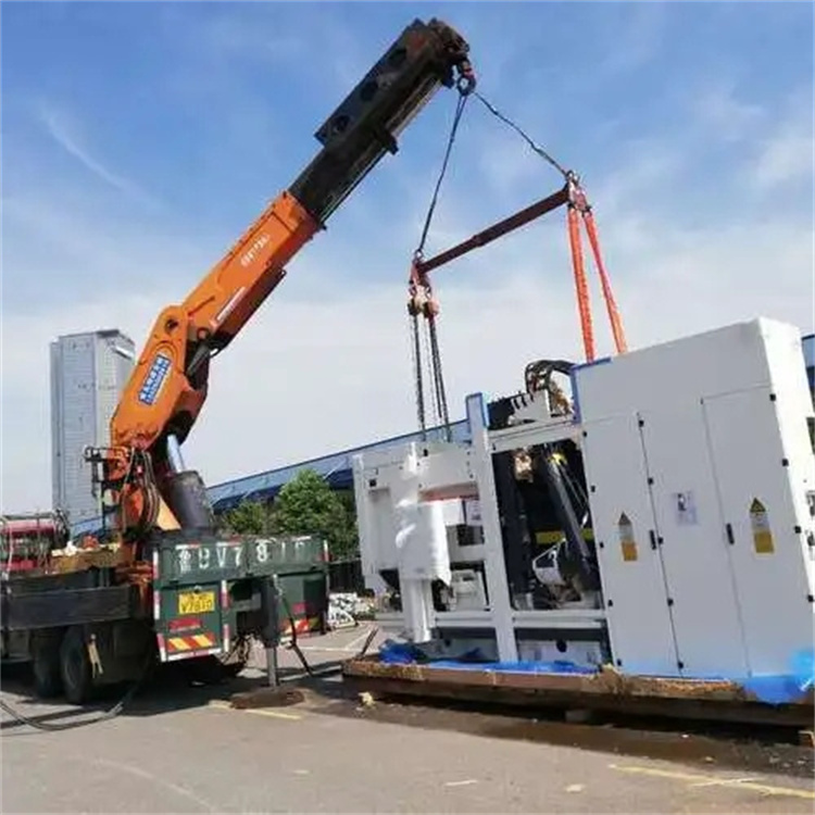 柳北附近小吊车联系方式|8-16吨|本地及时服务