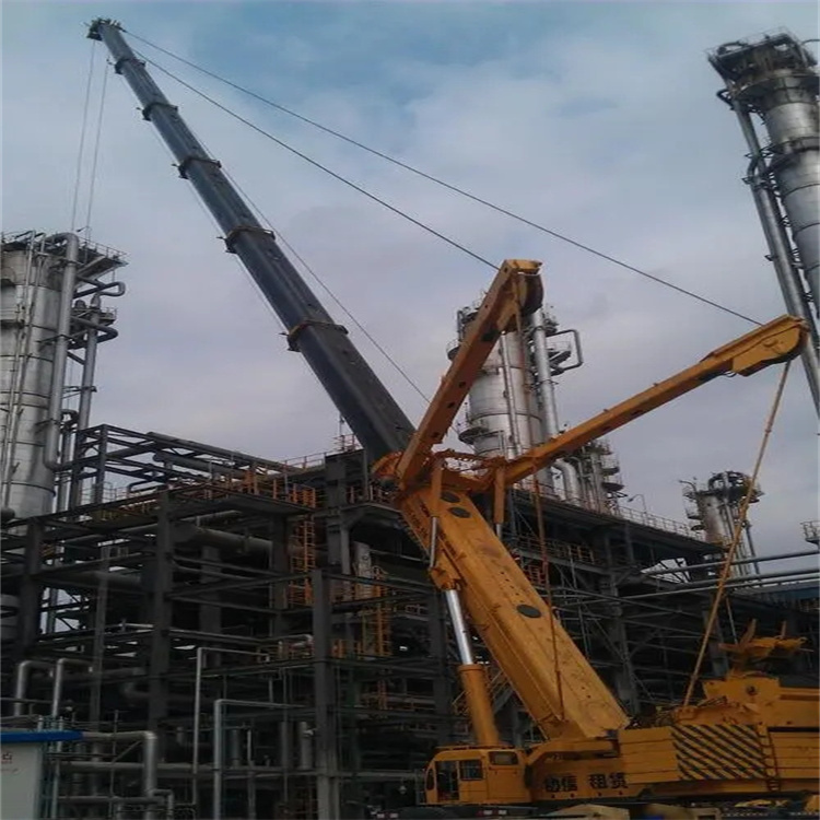 柳北吊板房的吊车